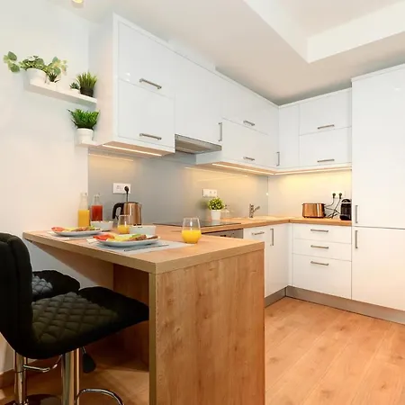 Apartment Silver
